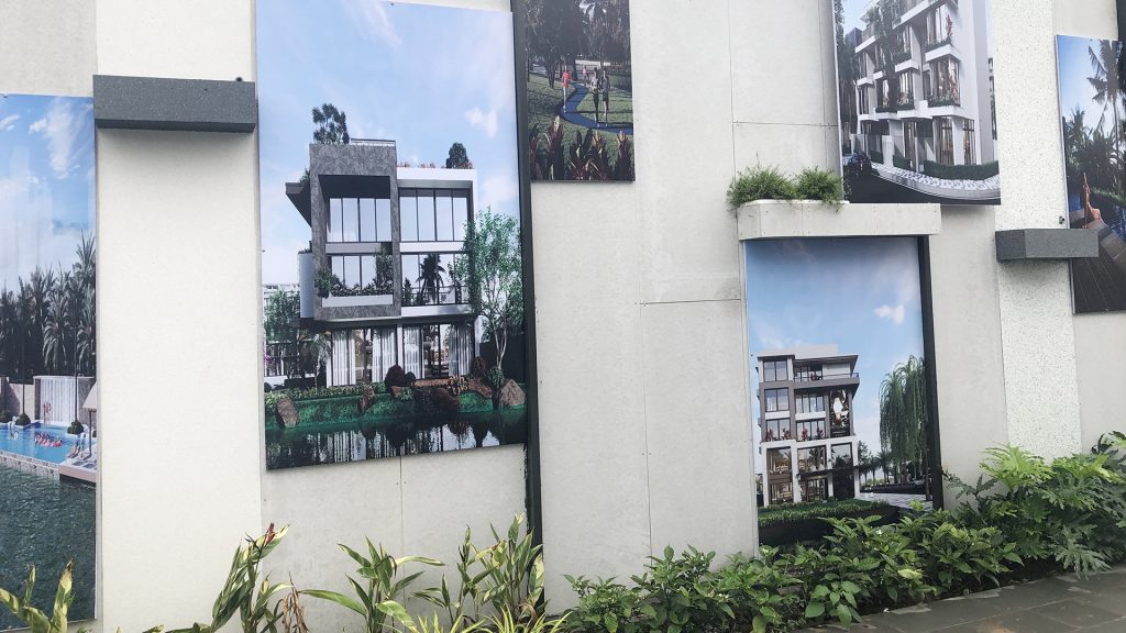 Biển bạt khung sắt